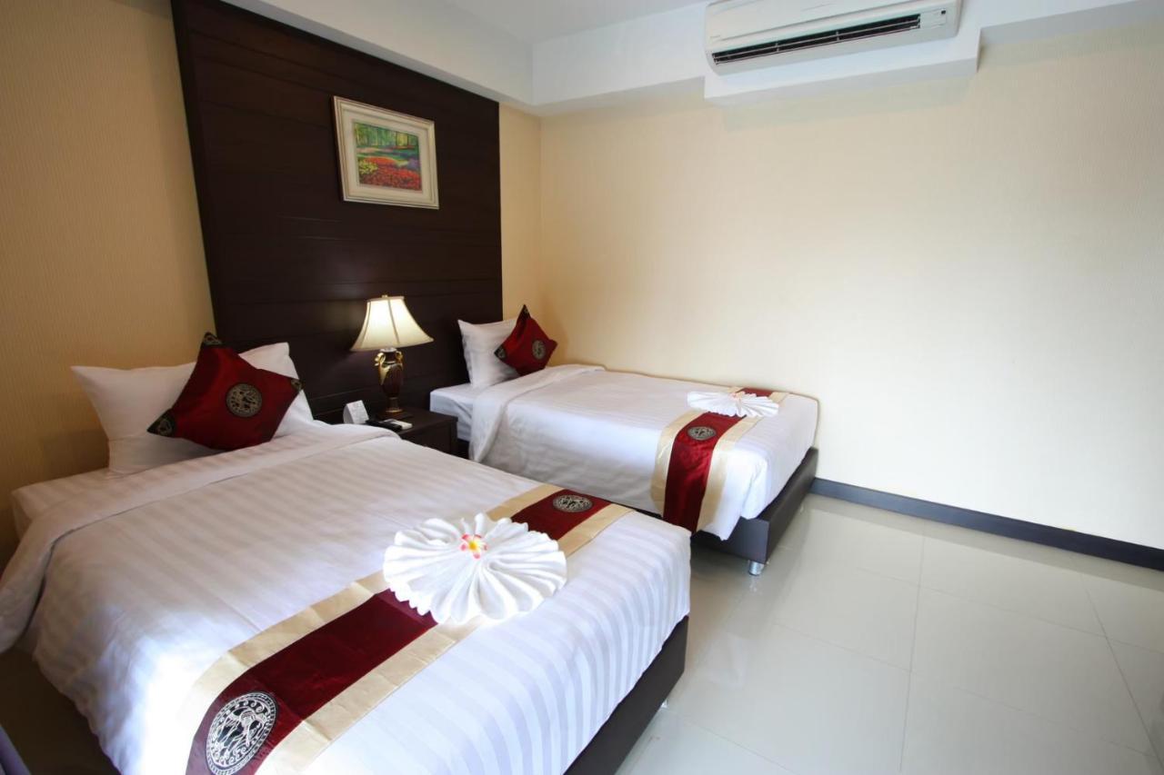 Valhalla Pattaya Hotel Bãi biển Jomtien Ngoại thất bức ảnh