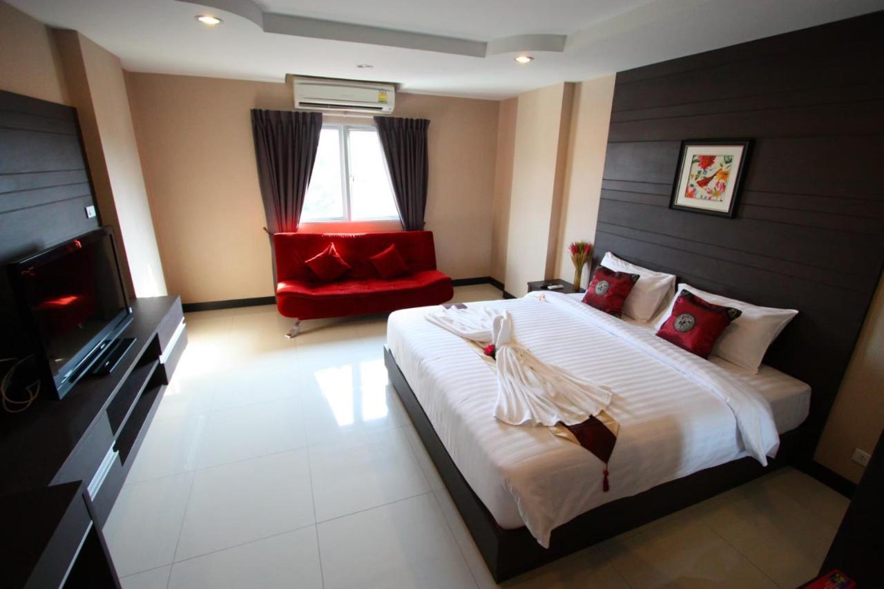 Valhalla Pattaya Hotel Bãi biển Jomtien Ngoại thất bức ảnh