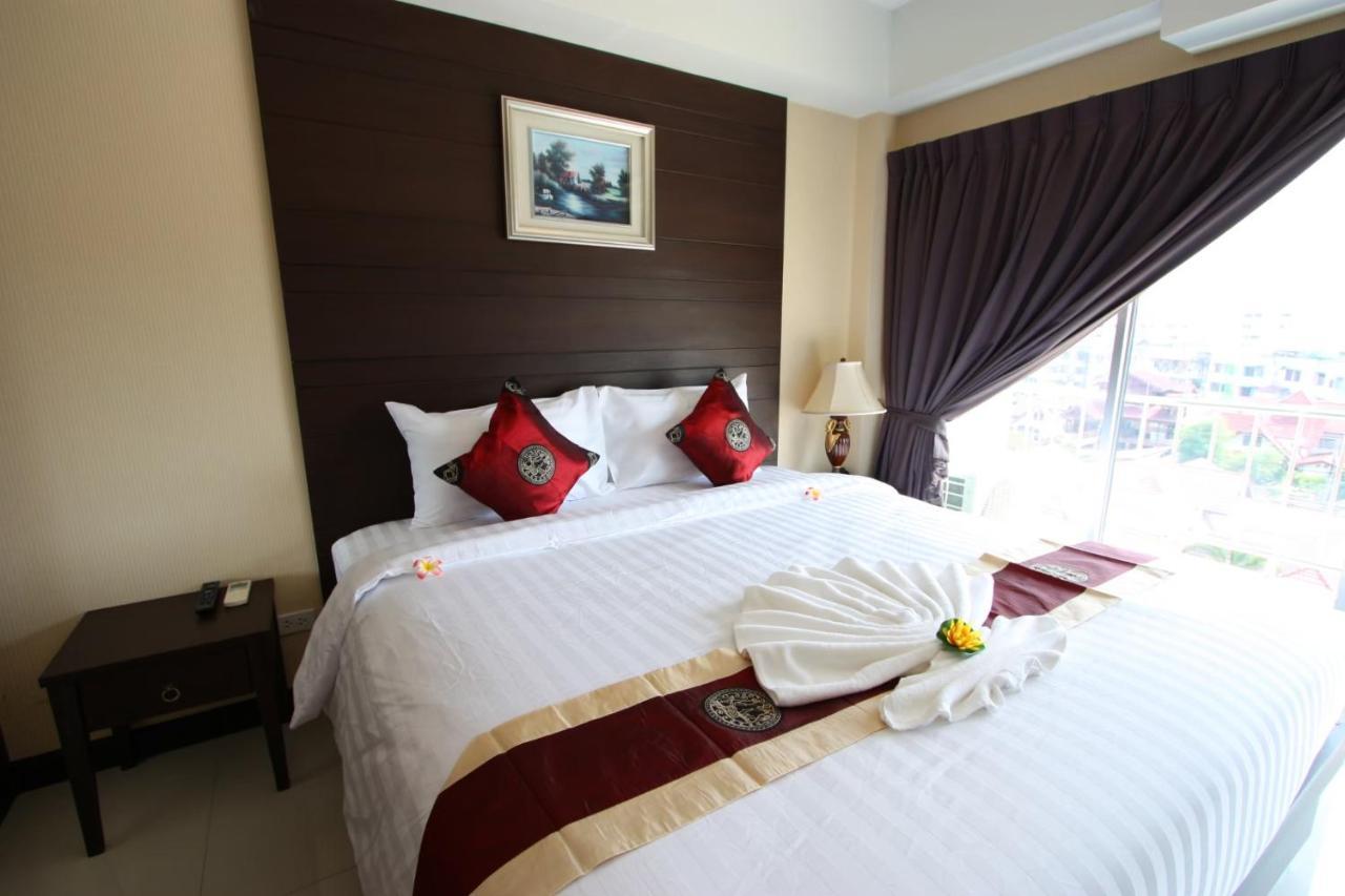 Valhalla Pattaya Hotel Bãi biển Jomtien Ngoại thất bức ảnh
