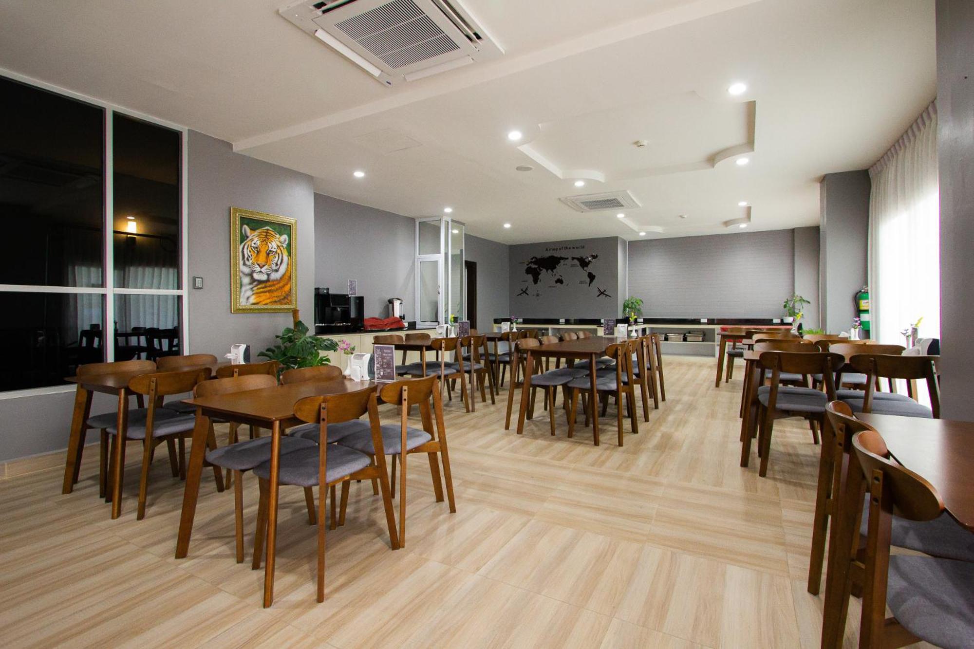 Valhalla Pattaya Hotel Bãi biển Jomtien Ngoại thất bức ảnh